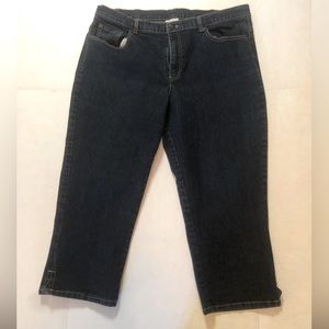 Jaclyn Smith Size 18 Capri Jeans